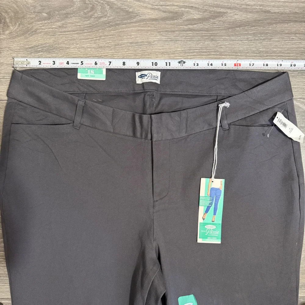 Old Navy Pixie Charcoal Gray Ankle Pants Women 18 Regular Mid Rise Stretch Twill